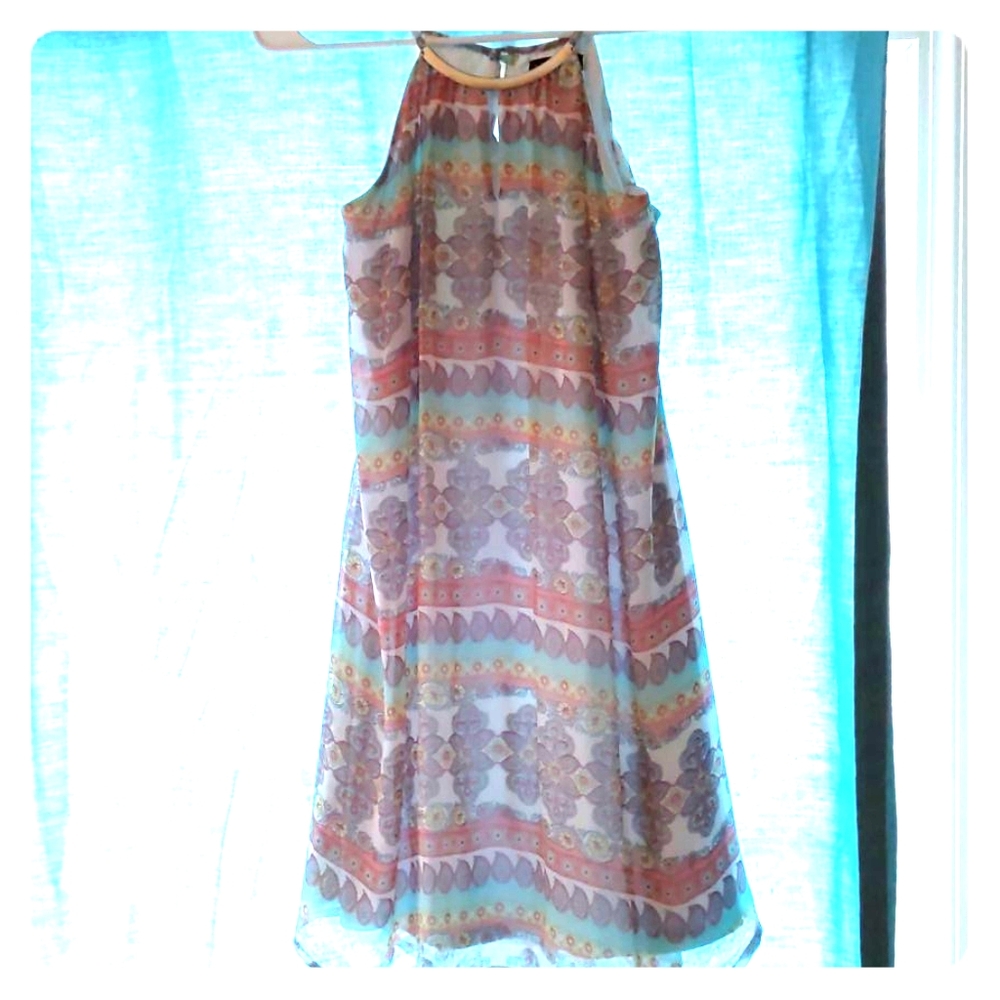 NWOT Cute Paisley Dress